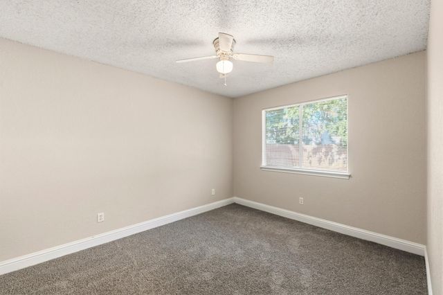 2000 Andover DR, Round Rock, TX 78664