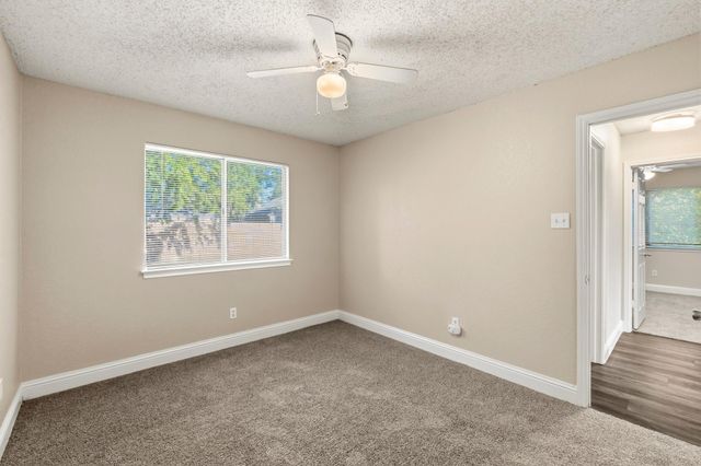 2000 Andover DR, Round Rock, TX 78664