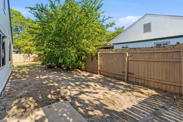 2000 Andover DR, Round Rock, TX 78664