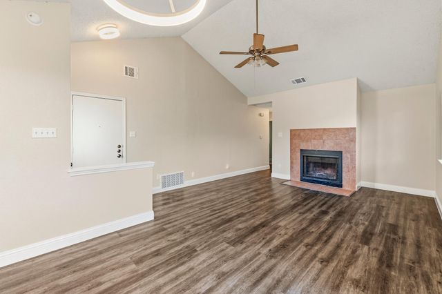 2000 Andover DR, Round Rock, TX 78664