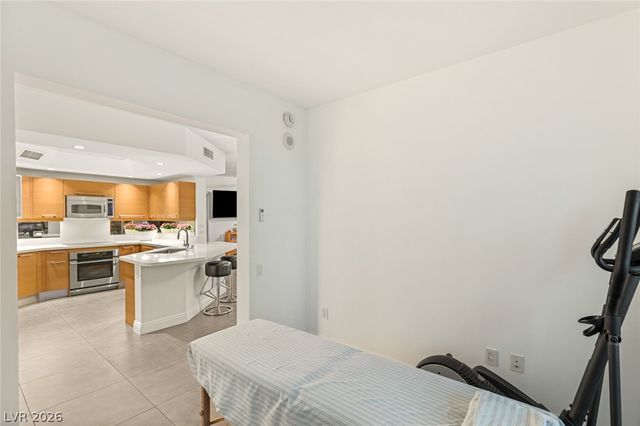 222 Karen Avenue 708, Las Vegas, NV 89109