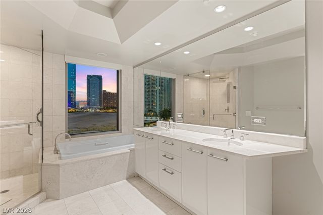 222 Karen Avenue 708, Las Vegas, NV 89109