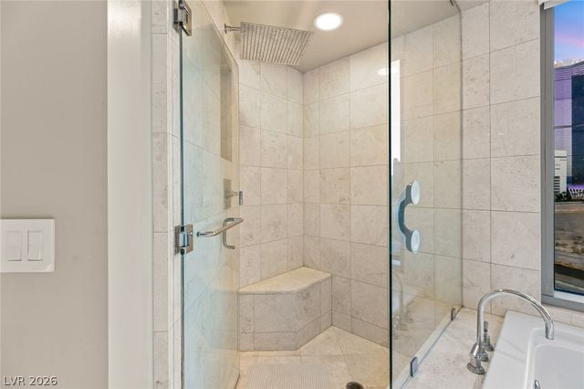 222 Karen Avenue 708, Las Vegas, NV 89109