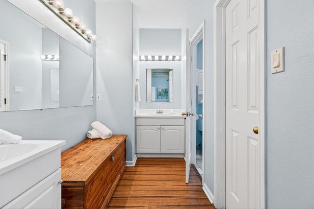 912 S 11th St, Port Aransas, TX 78373