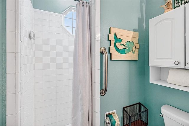 912 S 11th St, Port Aransas, TX 78373