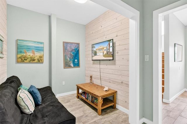 912 S 11th St, Port Aransas, TX 78373