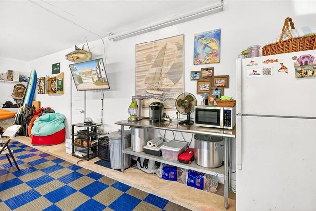 912 S 11th St, Port Aransas, TX 78373