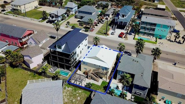 912 S 11th St, Port Aransas, TX 78373