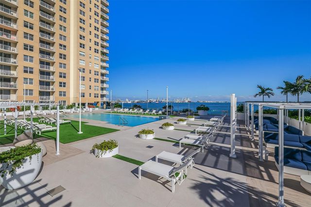 770 Claughton Island Dr 409, Miami, FL 33131