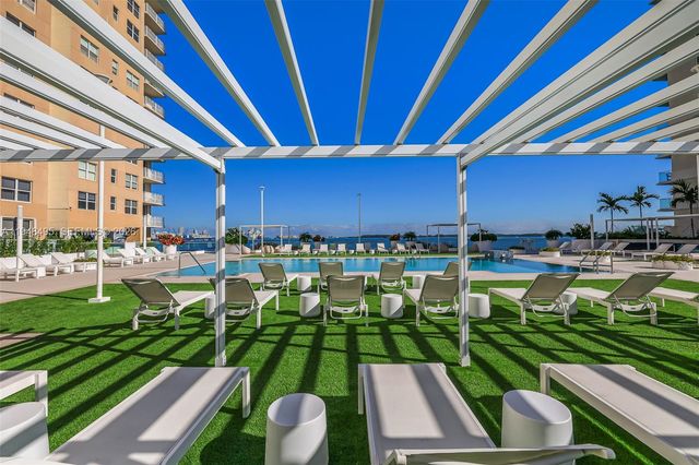 770 Claughton Island Dr 409, Miami, FL 33131