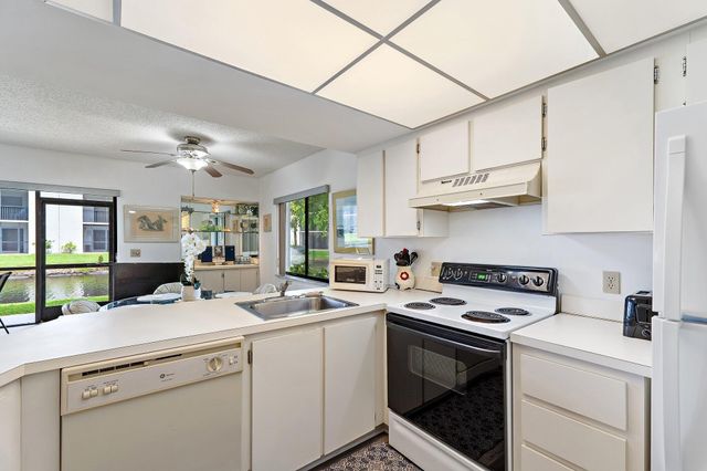 1605 S Us Hwy 1 D106, Jupiter, FL 33477