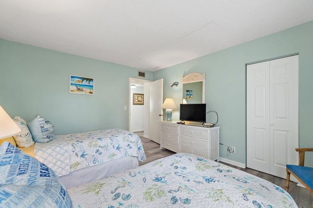 1605 S Us Hwy 1 D106, Jupiter, FL 33477