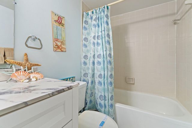 1605 S Us Hwy 1 D106, Jupiter, FL 33477
