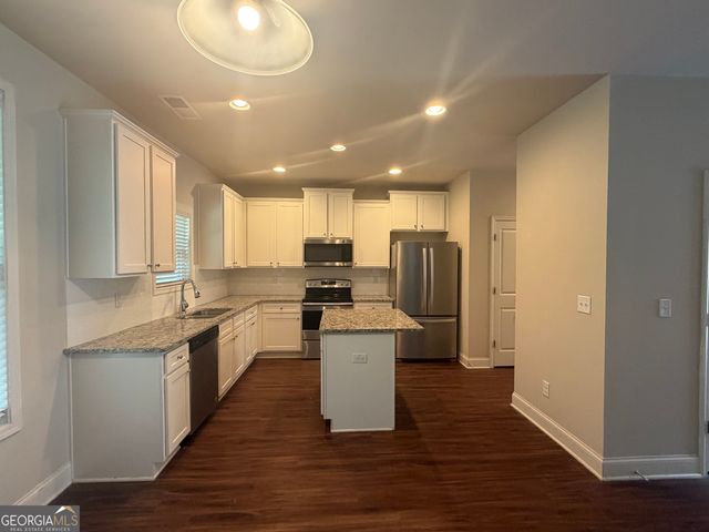 303 Dublin Way, Dallas, GA 30132