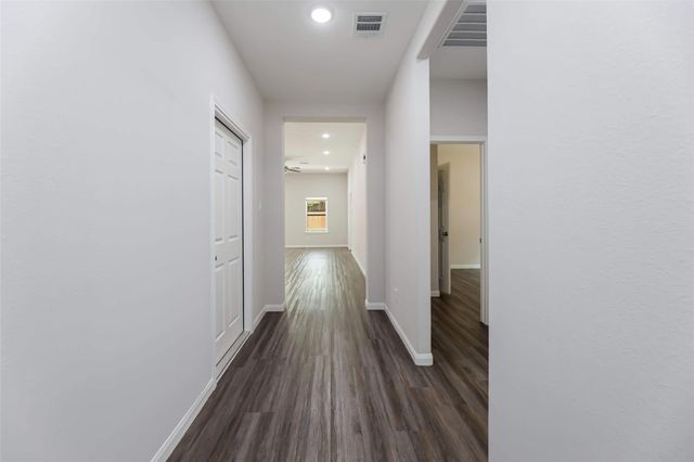 2029 County Road 3550, Cleveland, TX 77327