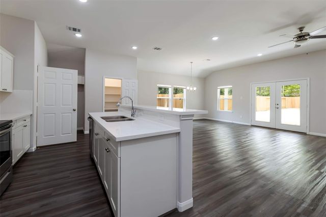 2029 County Road 3550, Cleveland, TX 77327