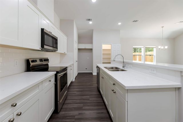 2029 County Road 3550, Cleveland, TX 77327