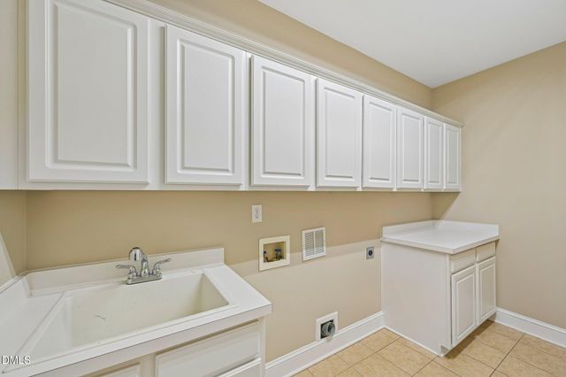 275 Hogans Valley Way, Cary, NC 27513