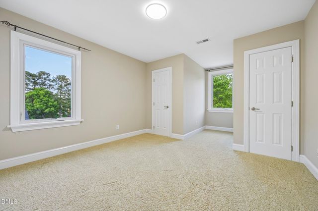 275 Hogans Valley Way, Cary, NC 27513