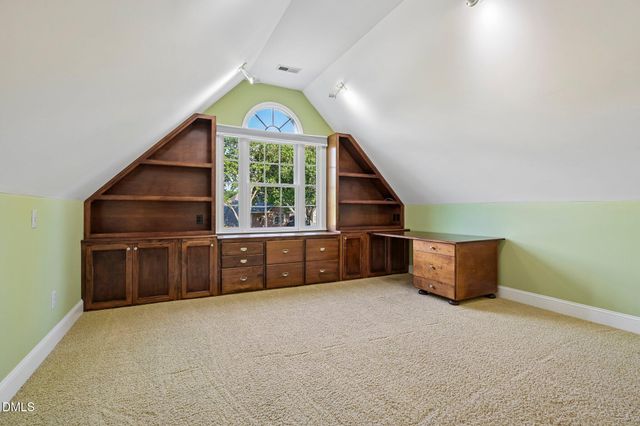 275 Hogans Valley Way, Cary, NC 27513