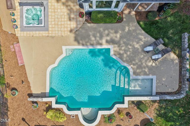 275 Hogans Valley Way, Cary, NC 27513