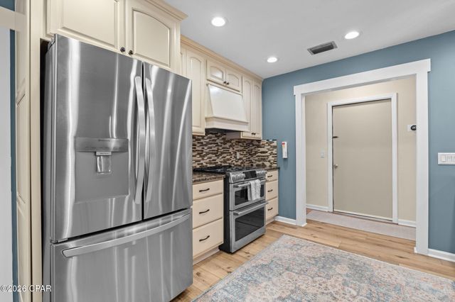 126 Derby Woods Drive, Lynn Haven, FL 32444