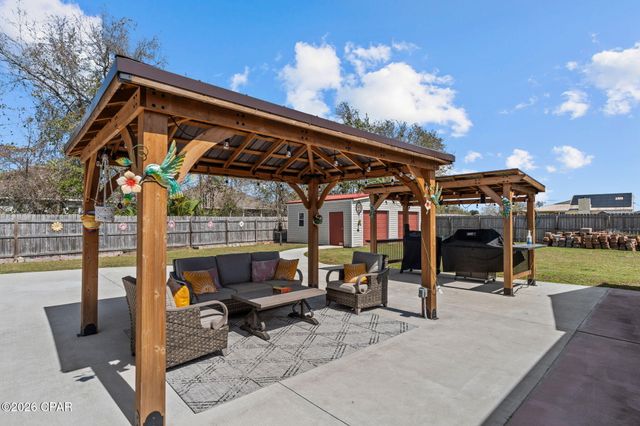 126 Derby Woods Drive, Lynn Haven, FL 32444