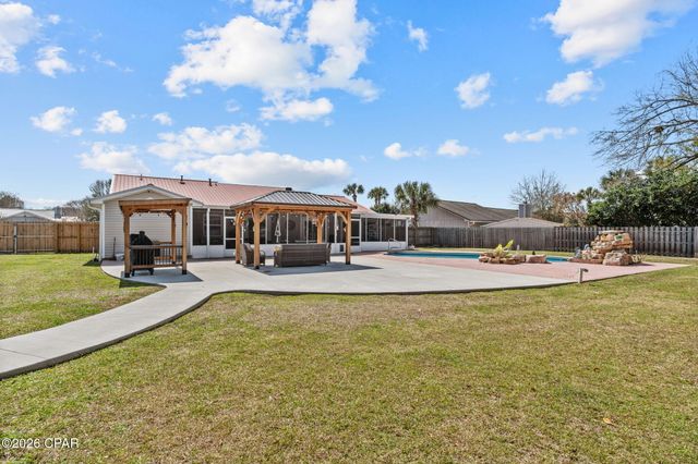 126 Derby Woods Drive, Lynn Haven, FL 32444