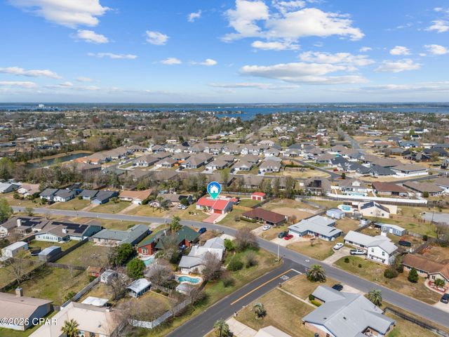 126 Derby Woods Drive, Lynn Haven, FL 32444