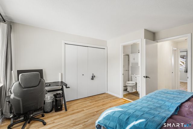 126 Hopmeadow Street APT 3H, Simsbury, CT 06089