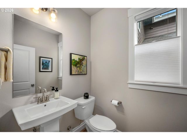 15152 Sw COOLWATER Ln, Portland, OR 97224