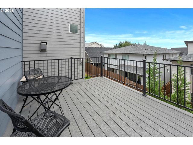 15152 Sw COOLWATER Ln, Portland, OR 97224