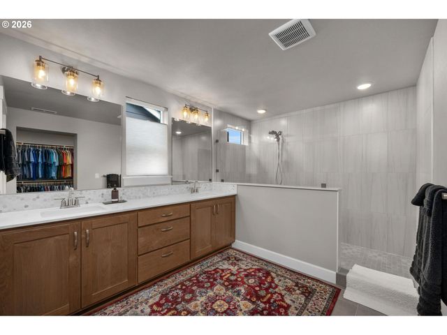 15152 Sw COOLWATER Ln, Portland, OR 97224