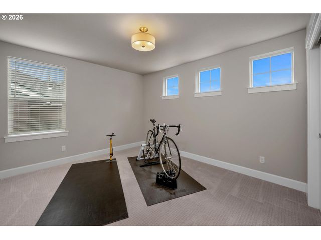 15152 Sw COOLWATER Ln, Portland, OR 97224