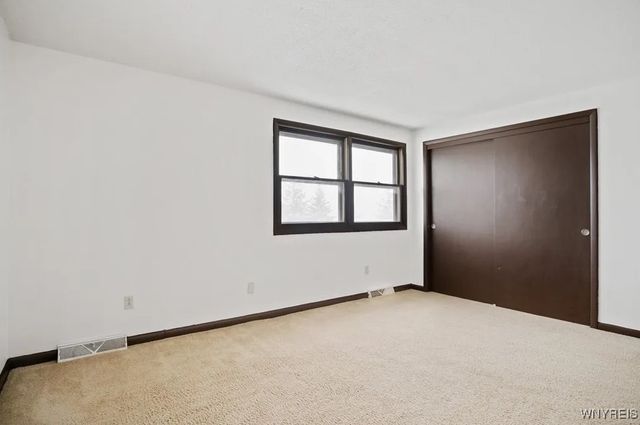 313 Kaymar Drive, Amherst, NY 14228