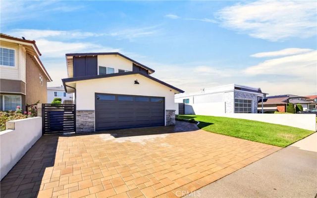 1026 Ashpark, Harbor City, CA 90710