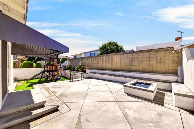 1026 Ashpark, Harbor City, CA 90710