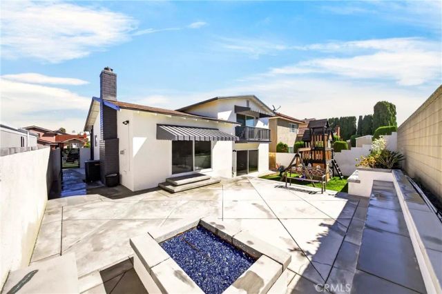 1026 Ashpark, Harbor City, CA 90710