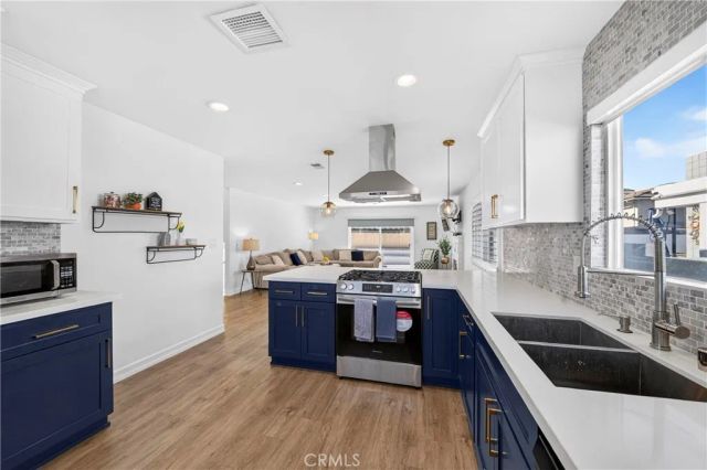1026 Ashpark, Harbor City, CA 90710