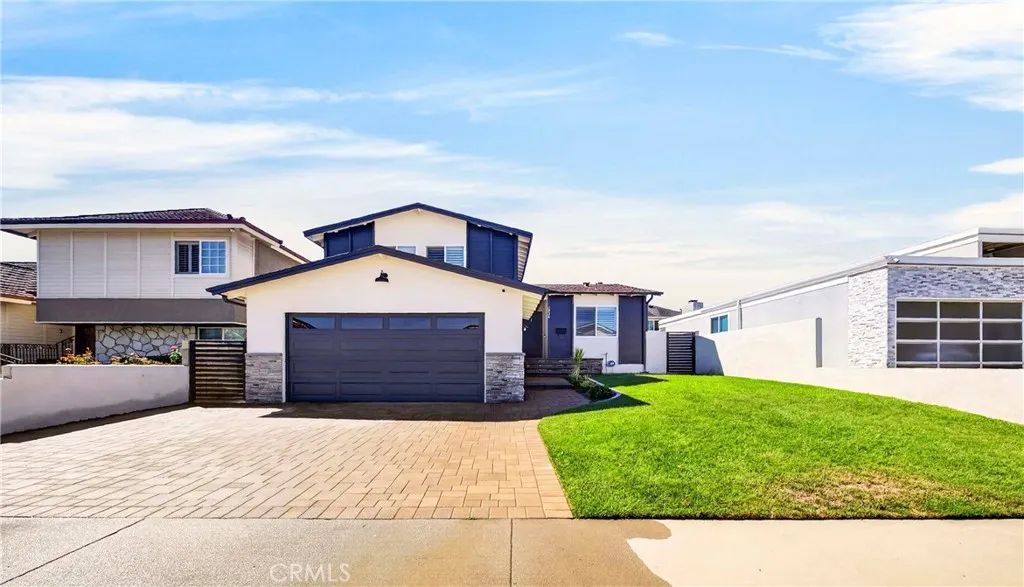 1026 Ashpark, Harbor City, CA 90710