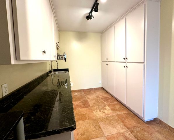 33239 Thompson Road, Afton, OK 74331