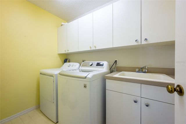 239 RIVER VILLAGE DRIVE, Debary, FL 32713