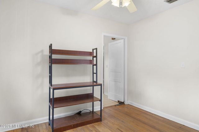 4515 PINEWOOD Avenue, Jacksonville, FL 32207