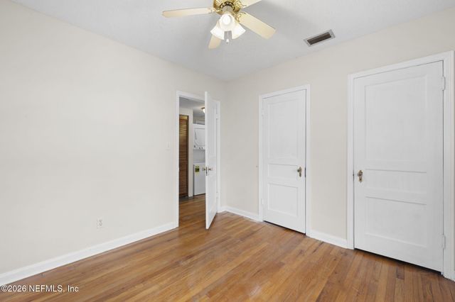 4515 PINEWOOD Avenue, Jacksonville, FL 32207