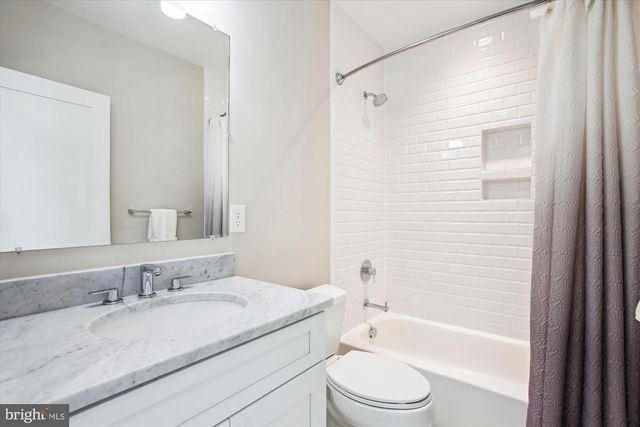 1411 D STREET, Washington, DC 20002