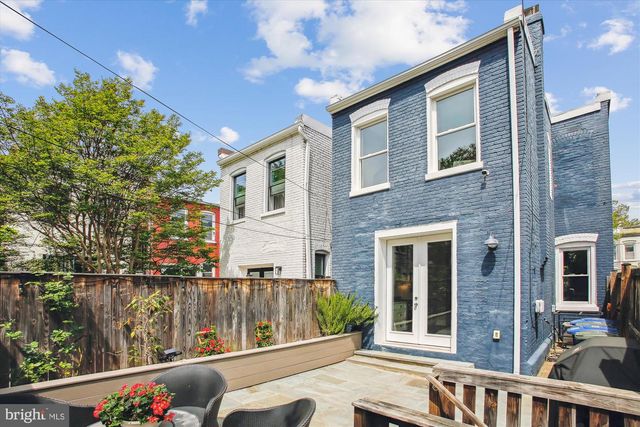 1411 D STREET, Washington, DC 20002