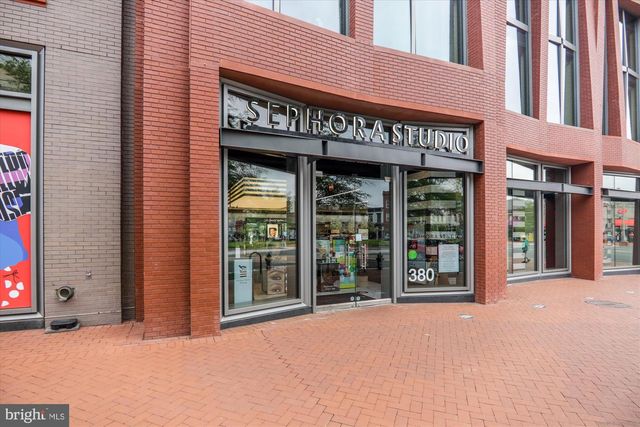 1411 D STREET, Washington, DC 20002