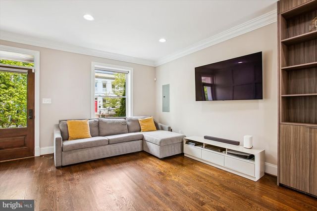 1411 D STREET, Washington, DC 20002