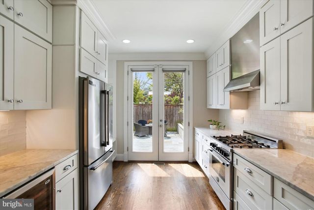 1411 D STREET, Washington, DC 20002