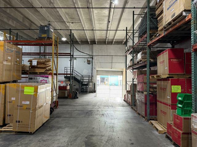 7108 NW 50TH Street, Miami, FL 33166